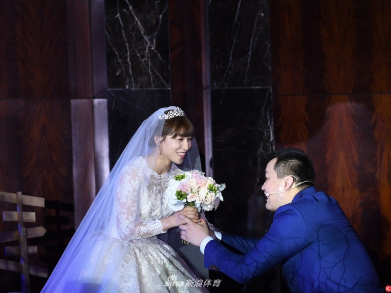 女篮名将杨半伴大婚：从球场“变速器”到人生新赛场