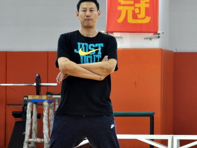 李楠挂帅山东全运男篮全力冲刺全运会预赛