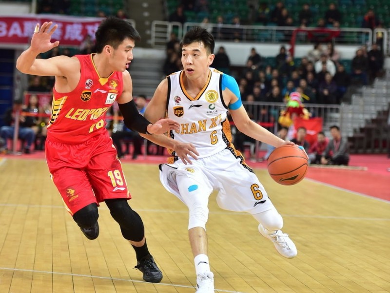 三军用命山西主场复仇深圳，曾令旭平纪录萨林杰空砍四十一加二十一