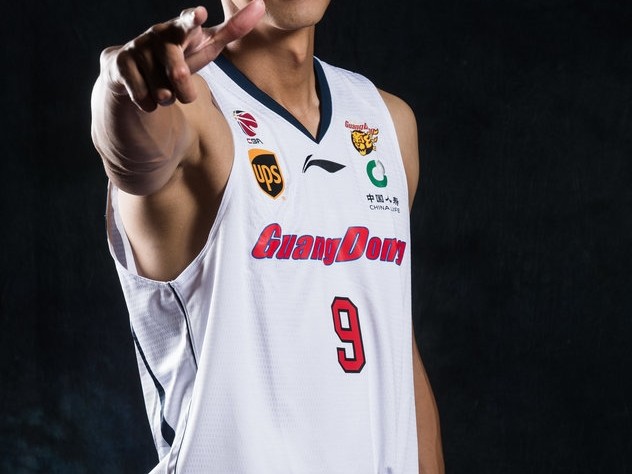 阿联新赛季表情包大赏