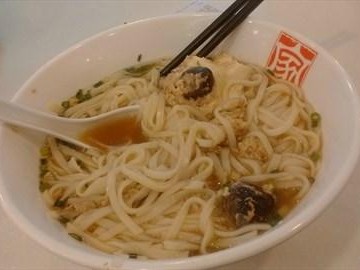 奥氏米粉怎么样？内行妈妈悄悄说，选对了宝宝爱吃到舔碗！