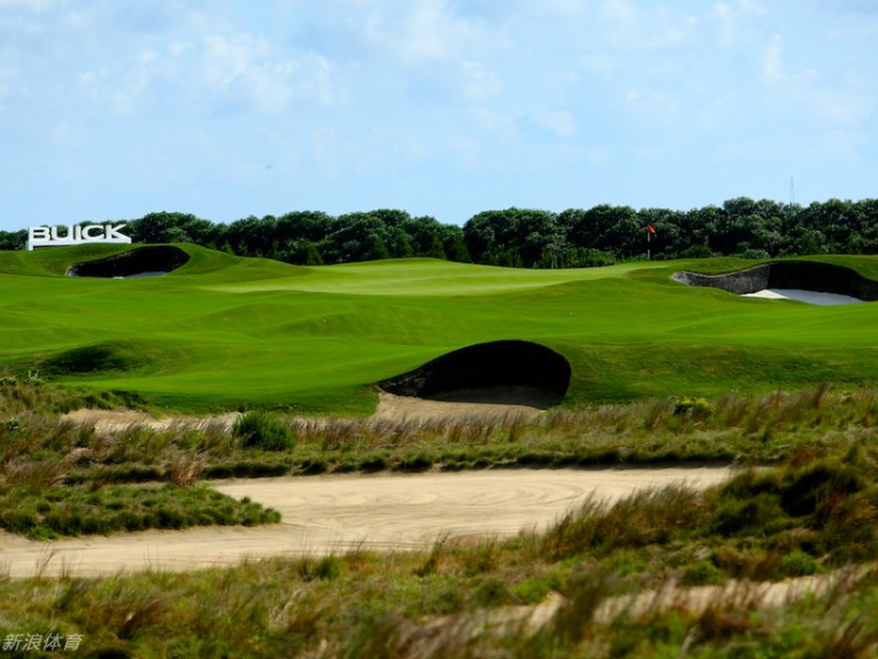 绿茵之上：别克联赛赛场内外的跃动瞬间