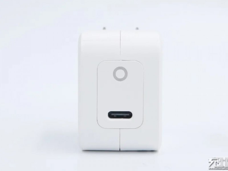 斯泰克充电宝靠谱不？上山下海实测给你看！