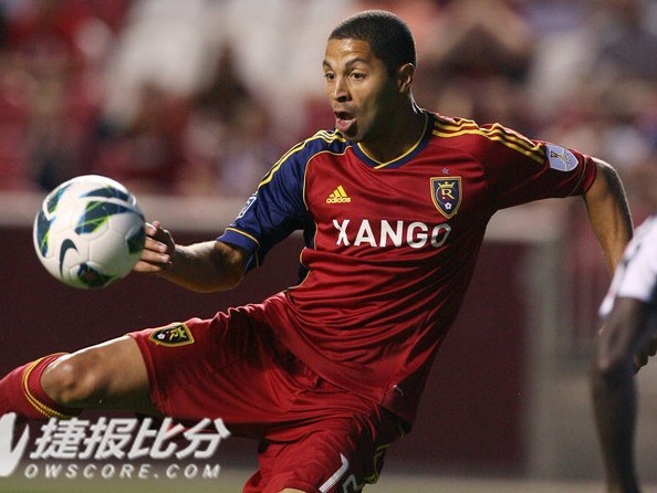 标题：皇家盐湖城3-2力克达拉斯FC，胡里奥双响+门将助攻创历史