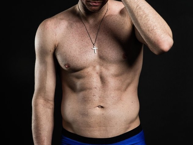 “大黑熊”的钢铁身躯：扎克兰多夫从坏小子到灰熊传奇的逆袭