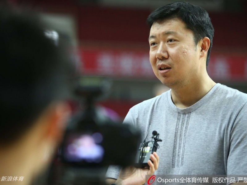 全运预赛解放军豪取五连胜 邹雨宸暴扣韩硕穿针引线