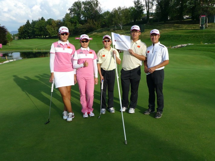 依云湖畔的青春挥杆：中国少女的高尔夫荣光