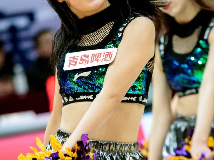 巴蜀霹雳战三晋热舞 引爆蓉城篮球之夜