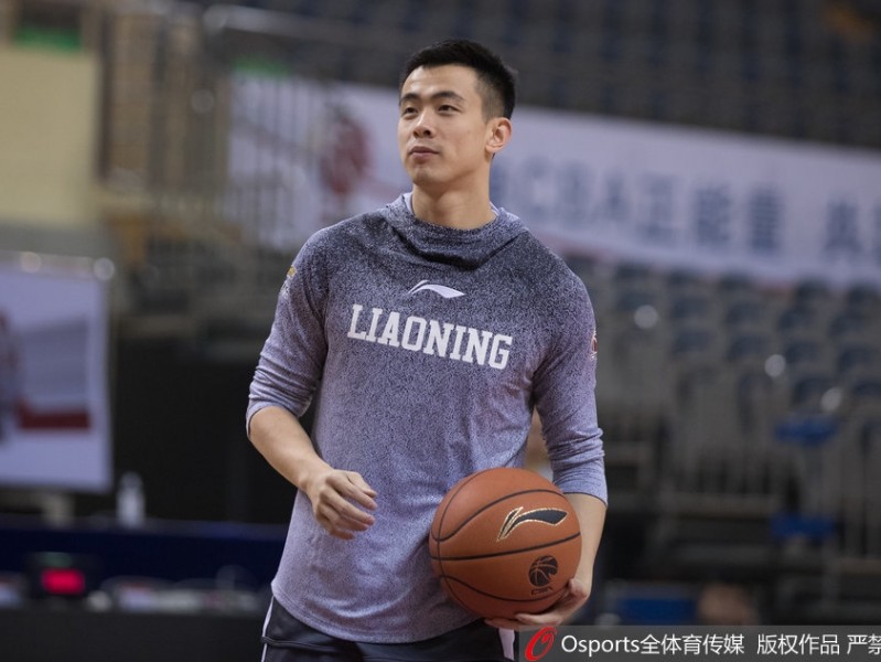 贺天举伤愈归来随队出征 三分神射手瞄准新赛季