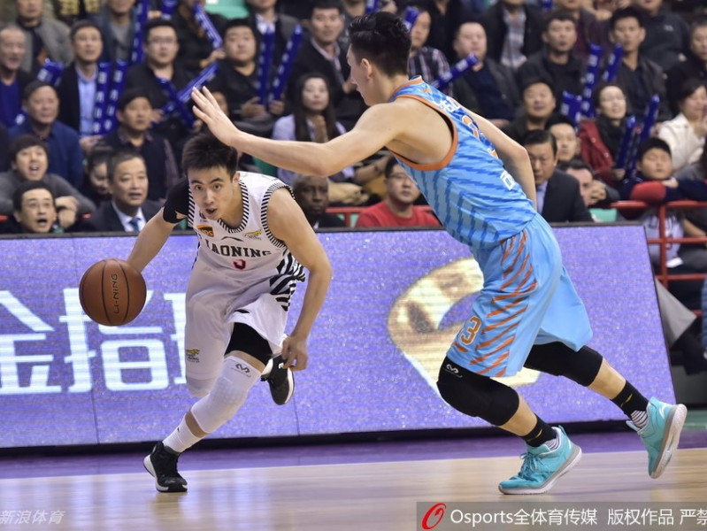 疆辽大战风云再起：赵继伟绝杀封神，后场双枪照亮红山体育馆