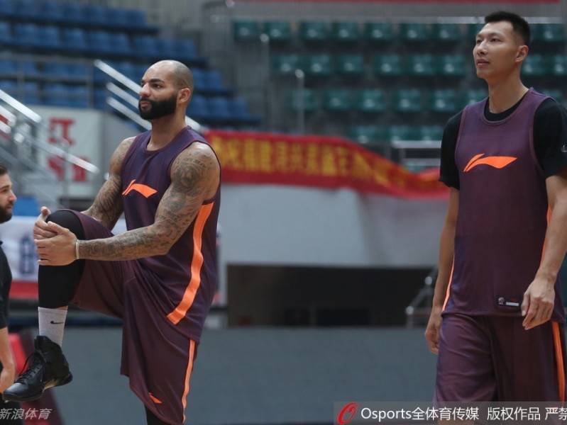 铁血柔情广东魂：赛前训练场上的坚守与传承