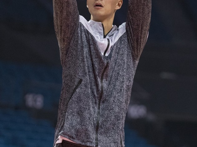 易建联领衔苦练投篮 广东宏远赛前备战剑指连胜