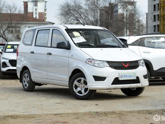 嚯，你想知道宏光S怎么样？俺跟你唠唠这“国民神车”的真实一面！