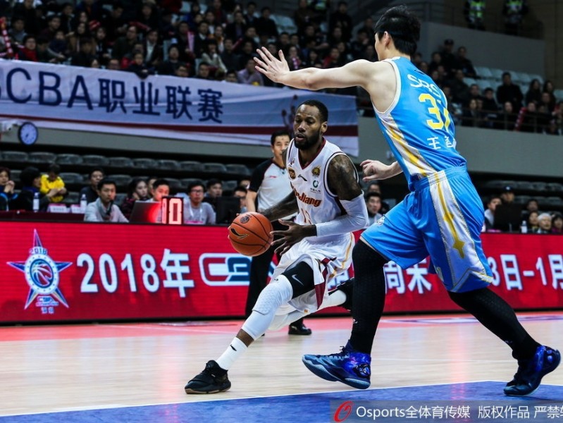 浙江主场逆转福建豪取大胜 威姆斯准三双吴前引领青春风暴