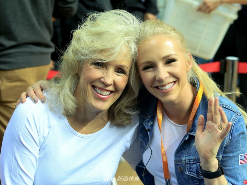 寂寞大神的温情一战：弗雷戴特狂砍54分，母亲与爱妻现场见证加时险胜