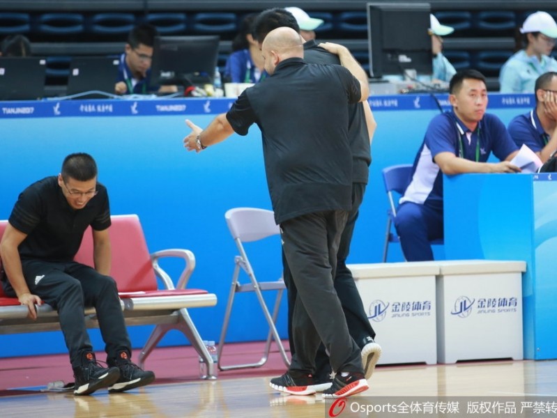 津门决 京城铁军狭路相逢 方硕率北京破铁军