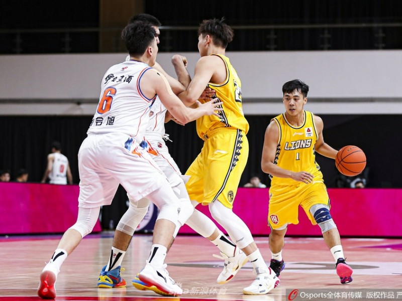 新疆青春风暴遭遇成长礼，诸暨之夜他们看到了差距也望见了未来