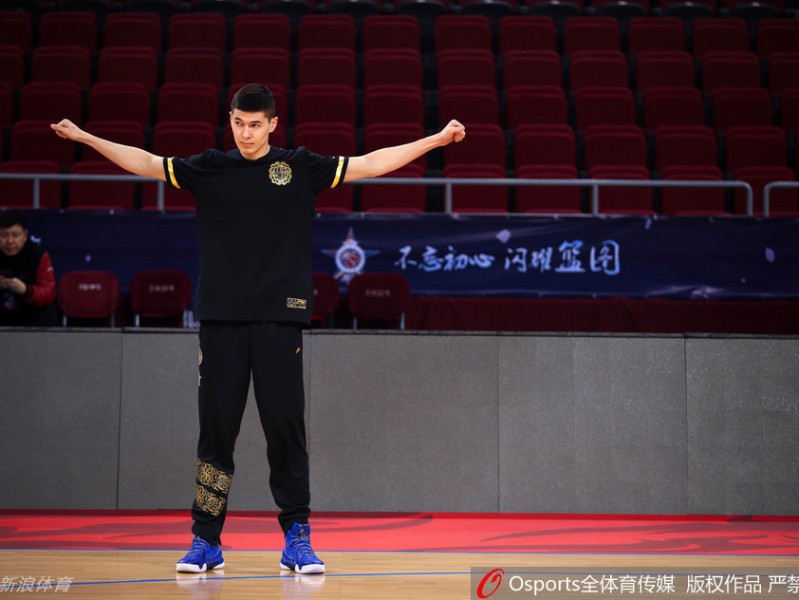 新星闪耀时：重温2017年CBA全明星星锐赛的青春风暴