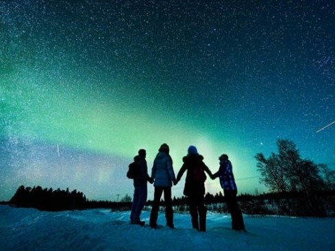 捷克水晶欧若拉到底怎么样？百年工艺混搭中国风，家里摆一件就够腔调！