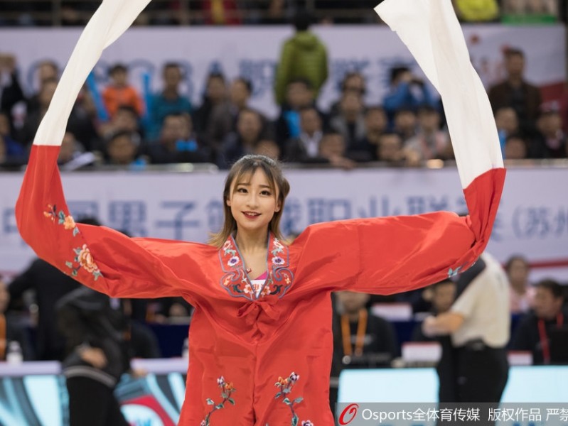 肯帝亚篮球宝贝甩袖舞惊艳赛场