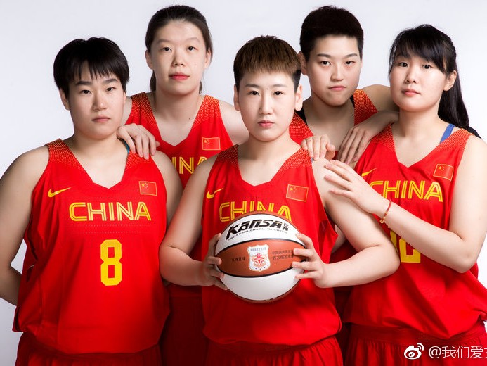 巾帼英姿绽放光影之中 中国女篮团结一心书写新篇章