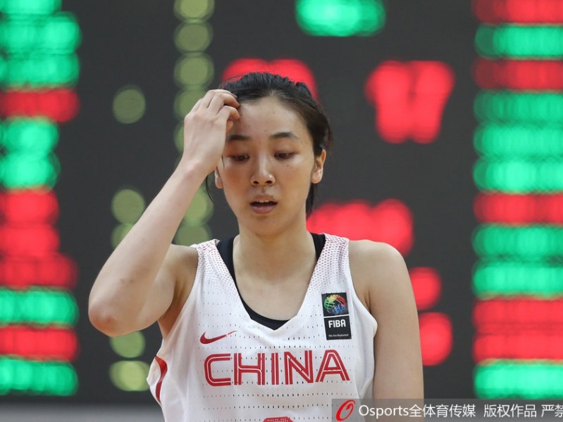 赵爽妙传激活全场 女篮大胜立陶宛豪取两连胜