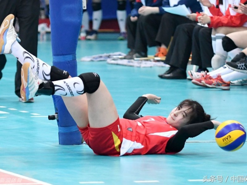 排球少女阿迪娜：父亲是篮球名宿，我却用汗水定义自己的赛场