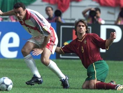 奥塔维奥传射若塔破门，葡萄牙3-1险胜土耳其晋级