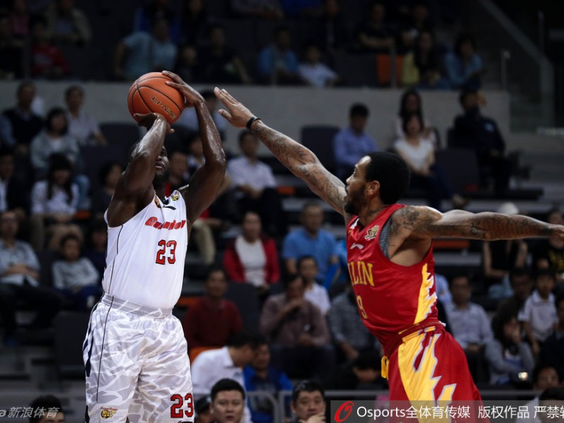 巅峰对决点燃激情赛场