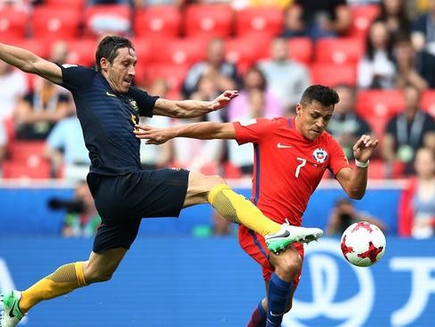 联合会杯智利1-1险平澳大利亚：新帅首秀平局、桑切斯哑火、南美冠军涉险晋级