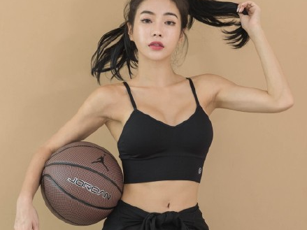 颜值与球技并存：揭秘中国篮坛的美女高手们