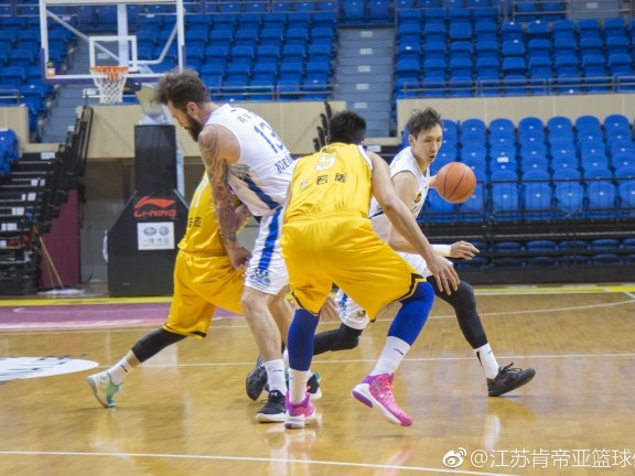 单外援肯帝亚激战常规赛冠军，常州热身虽败犹荣着眼季后赛