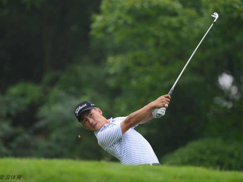 从快男舞台到果岭赛场 蔡思涛的高尔夫人生乐章