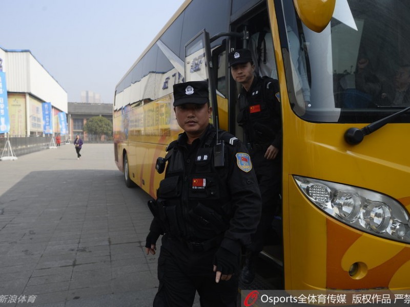 总决赛风云夜，川军从容备战静候赛点