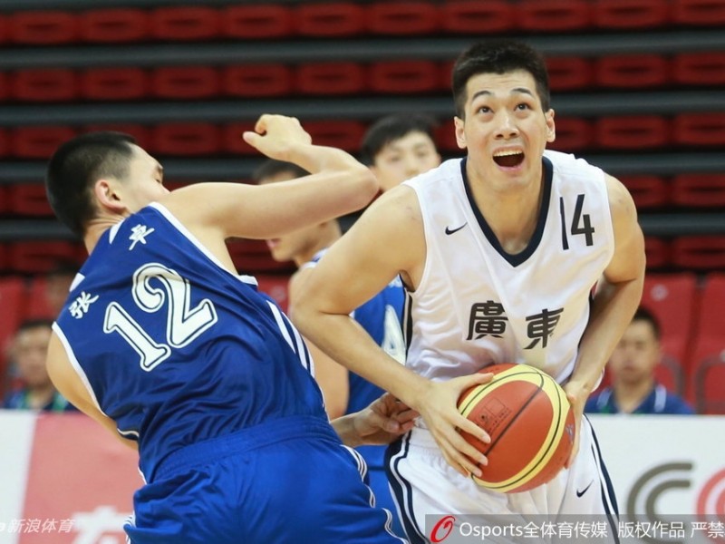 全运京粤大战硝烟起 广东宏远险胜北京首钢取开门红