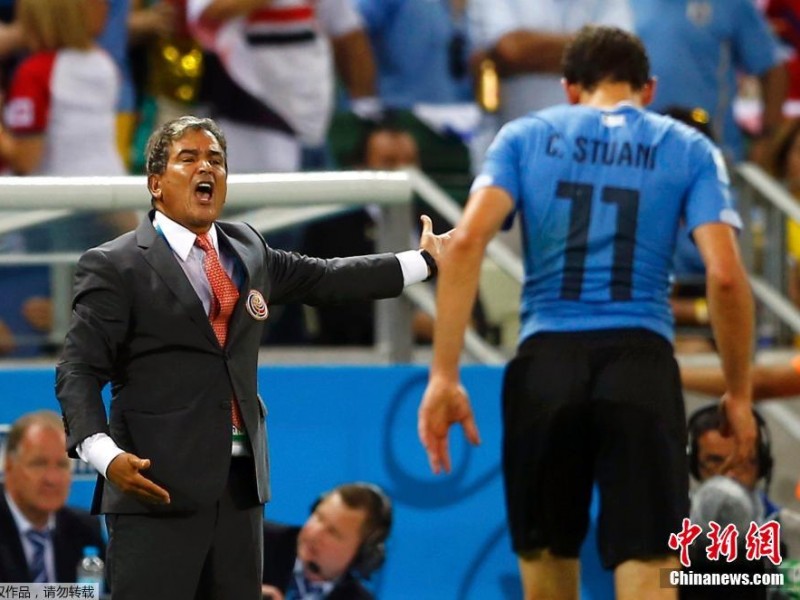 世预赛暴力鸟戴帽巴西4-1逆转乌拉圭