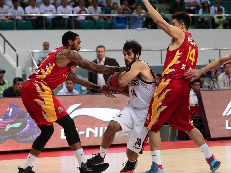 穗吉战报：禁区搏杀与致命失误，演绎篮球激情一夜