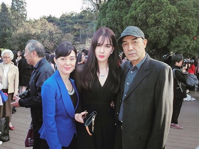 将门之后：阿的江女儿阿迪娜的清纯岁月与排球情缘