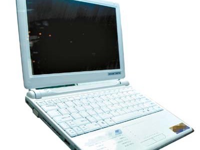 当经典科技巨头遇上AI浪潮：拆解惠普的“多面人生”