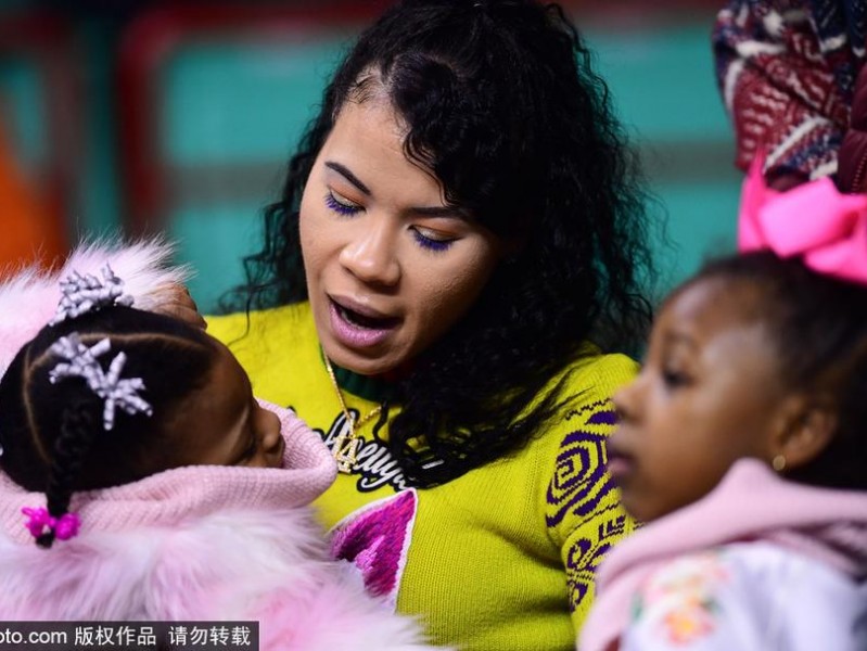 哈德森家人的目光，辽篮抗“新”最暖心的力量