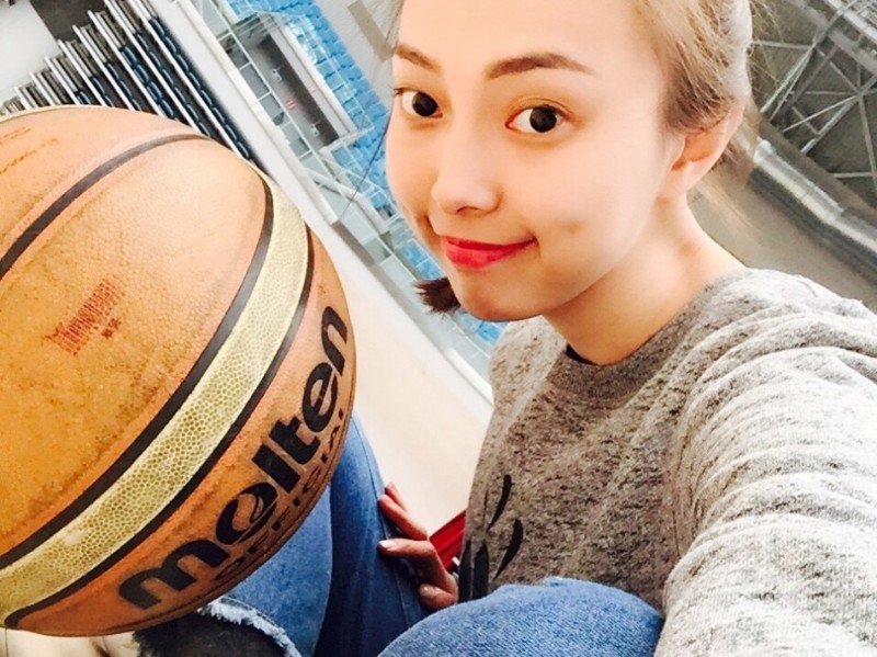 李晓旭与李旭：从名字纠葛到CBA赛场外的模特佳偶