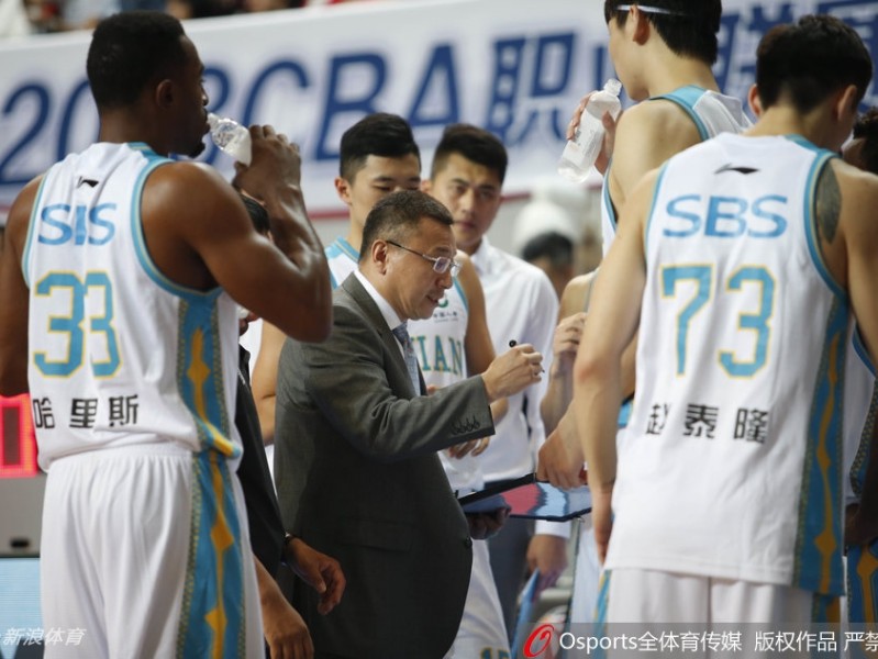 末节惊魂！福建主场遭同曦三分雨逆转，王哲林独木难支吞三连败