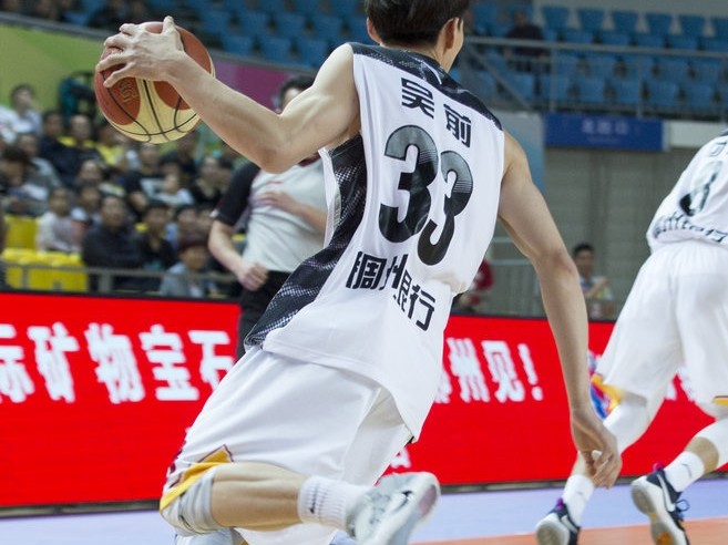 全运男篮预赛郴州激战 粤浙双雄贡献经典对决