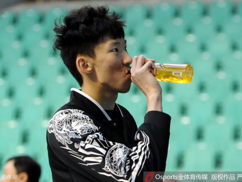 天山对决辽篮，群星闪耀时：二〇一五至二〇一六赛季CBA经典硝烟再忆