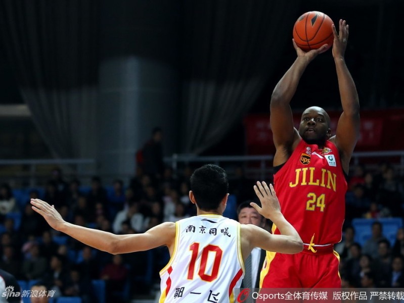 末节三分雨惊涛逆转 同曦主场力擒吉林迎首胜