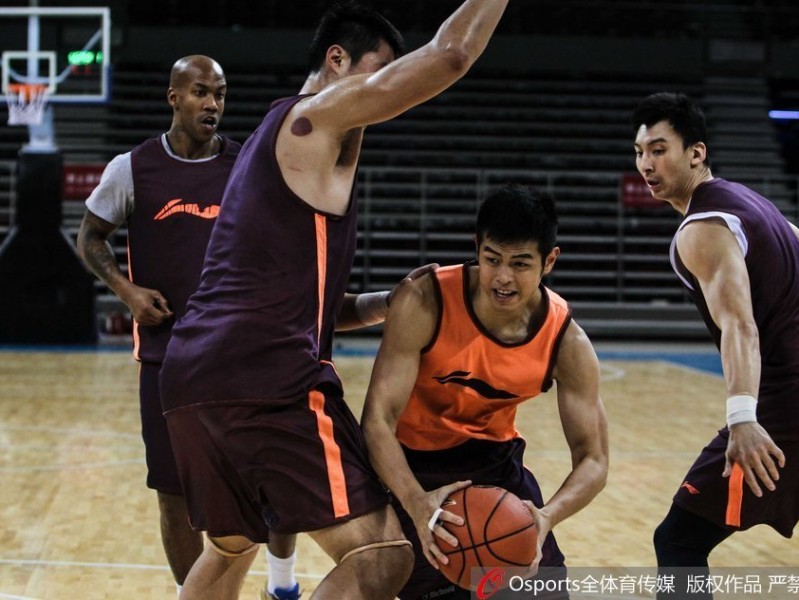 京彩备战季老马领衔秀球技众将备战新赛季