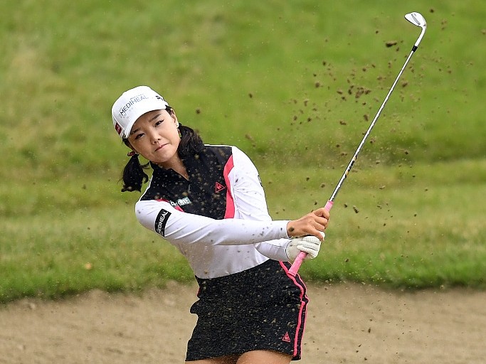 日巡邓禄普赛青春对决畑冈奈纱创历史石昱婷压线晋级