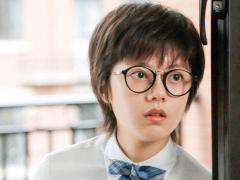 西汉姆联4-0狼队，热刺被挤入英超降级区