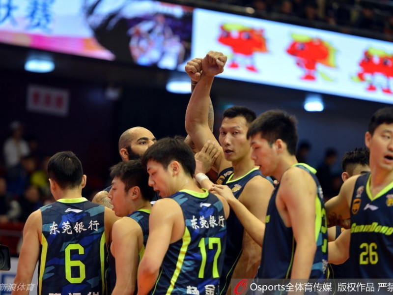 齐鲁决杀华南虎：丁彦雨航铸神迹，粤鲁大战铸经典