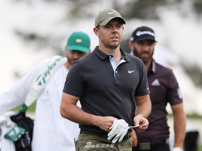 星光璀璨绿茵场大师赛前练兵忙